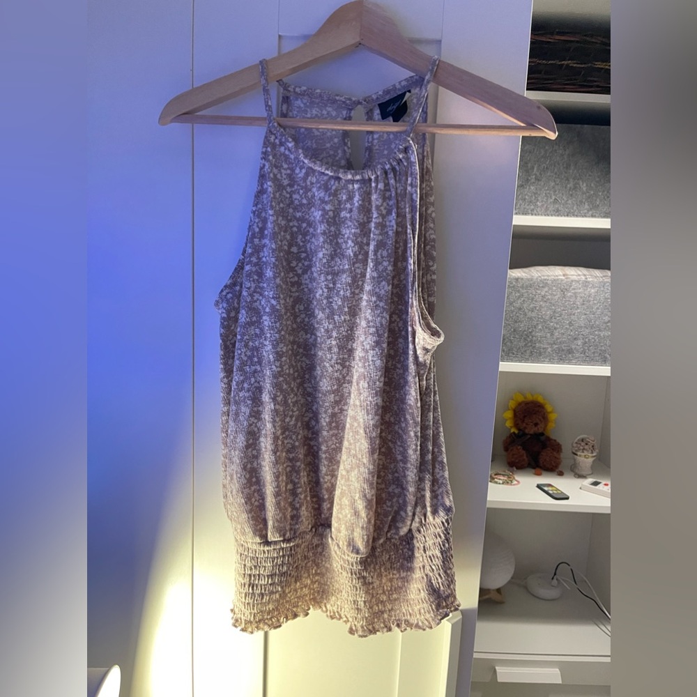 Day trip lavender with white tank size large